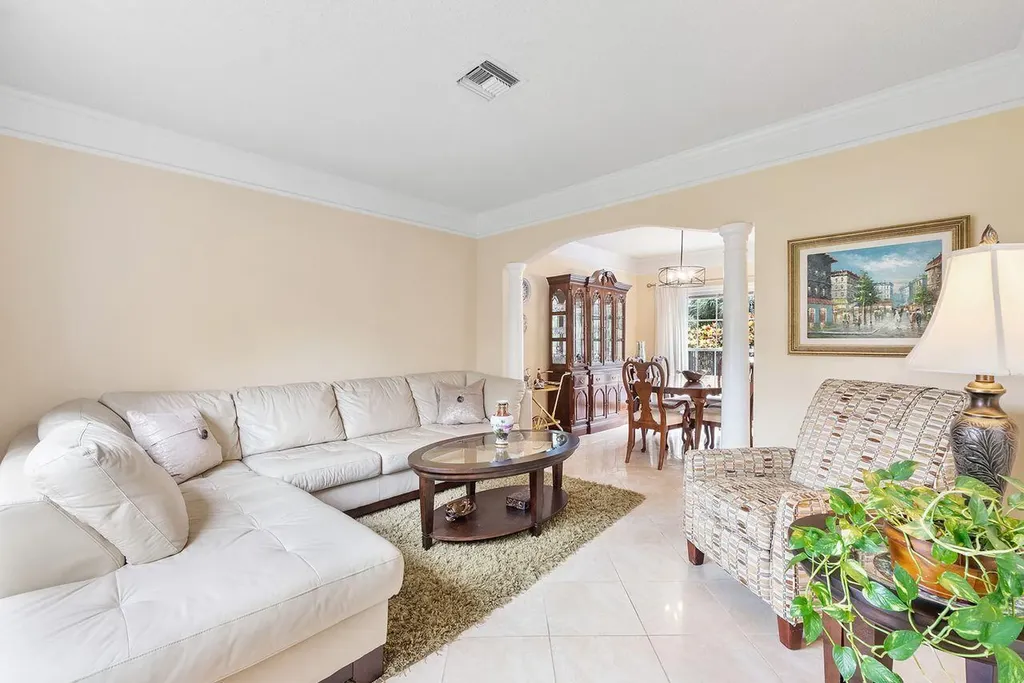 3904 Sanctuary Drive Coral Springs FL 33065