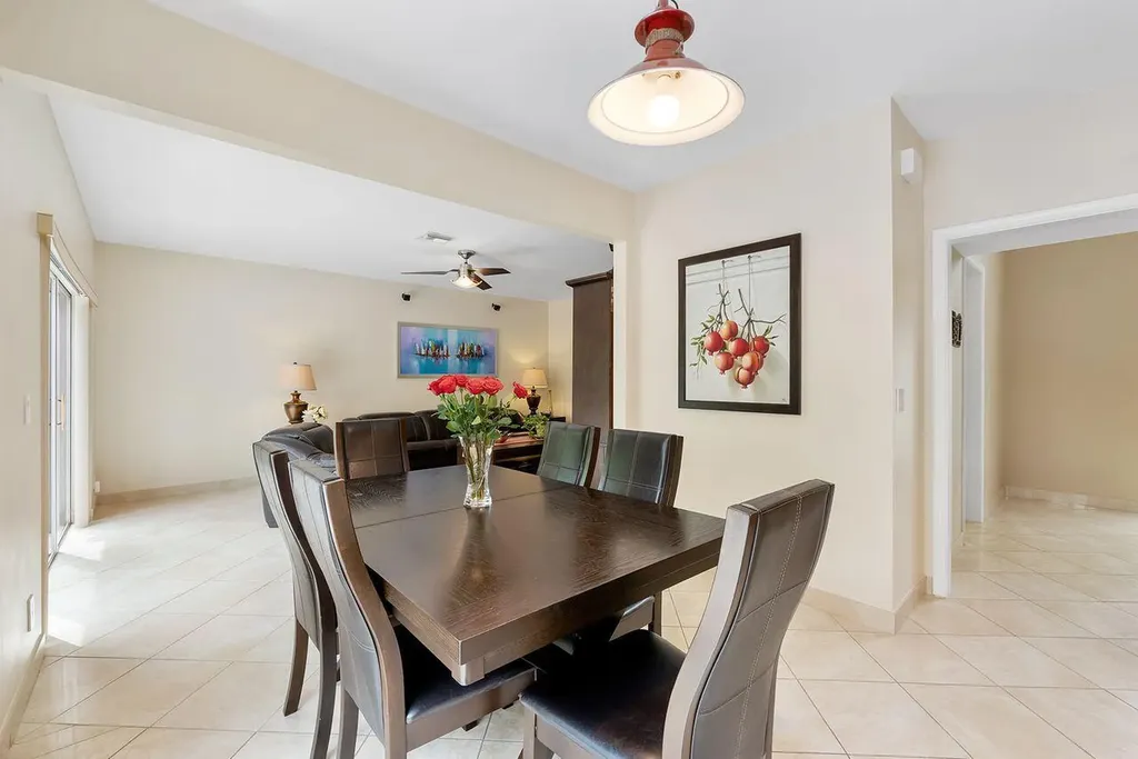 3904 Sanctuary Drive Coral Springs FL 33065