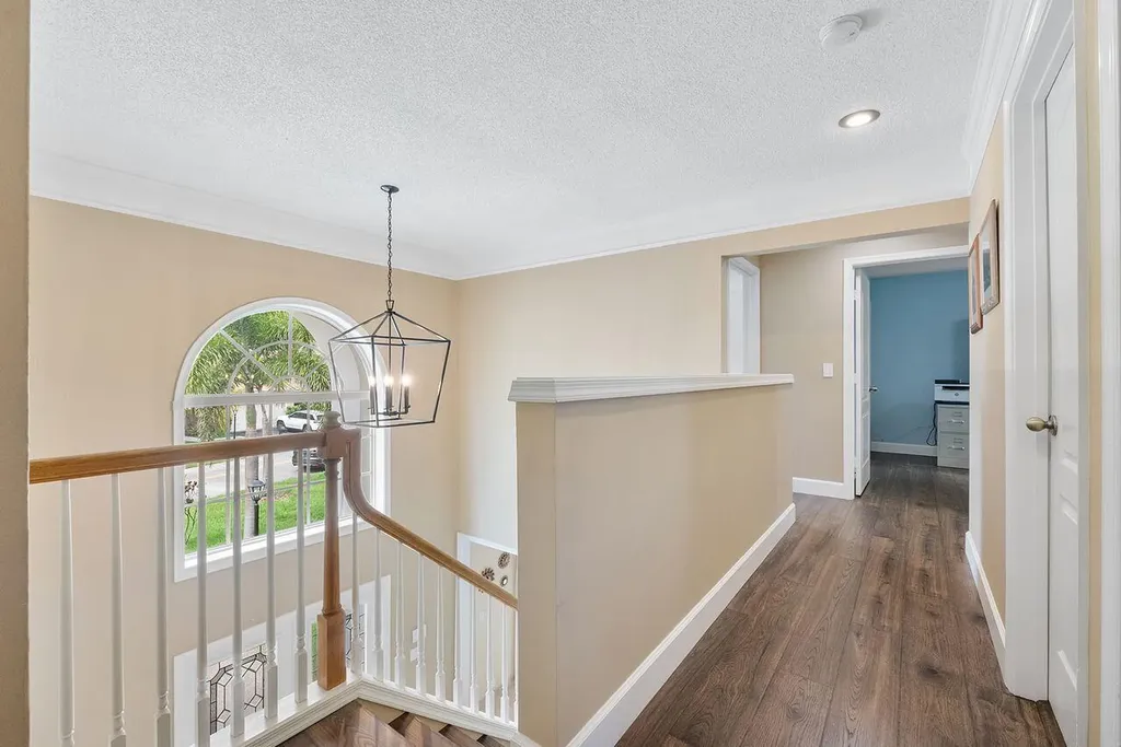 3904 Sanctuary Drive Coral Springs FL 33065