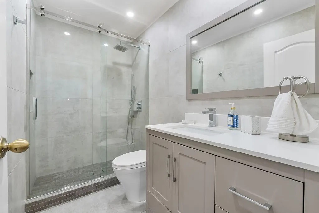3904 Sanctuary Drive Coral Springs FL 33065