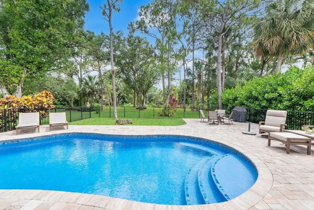 3904 Sanctuary Drive Coral Springs FL 33065
