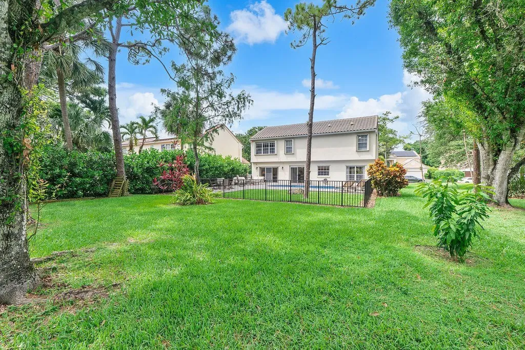 3904 Sanctuary Drive Coral Springs FL 33065