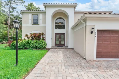 3904 Sanctuary Drive Coral Springs FL 33065