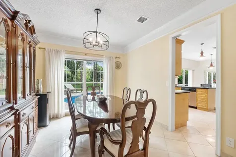 3904 Sanctuary Drive Coral Springs FL 33065