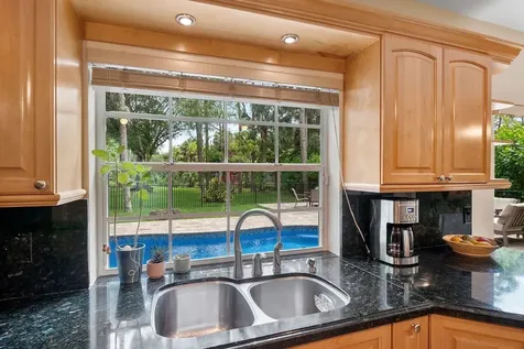 3904 Sanctuary Drive Coral Springs FL 33065