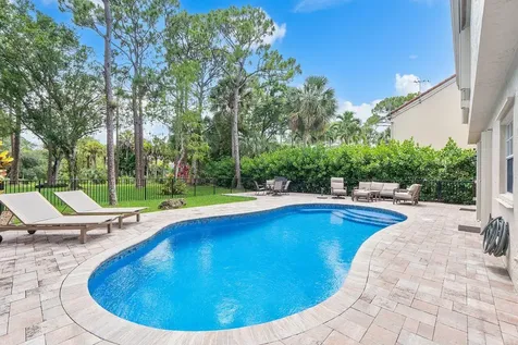 3904 Sanctuary Drive Coral Springs FL 33065