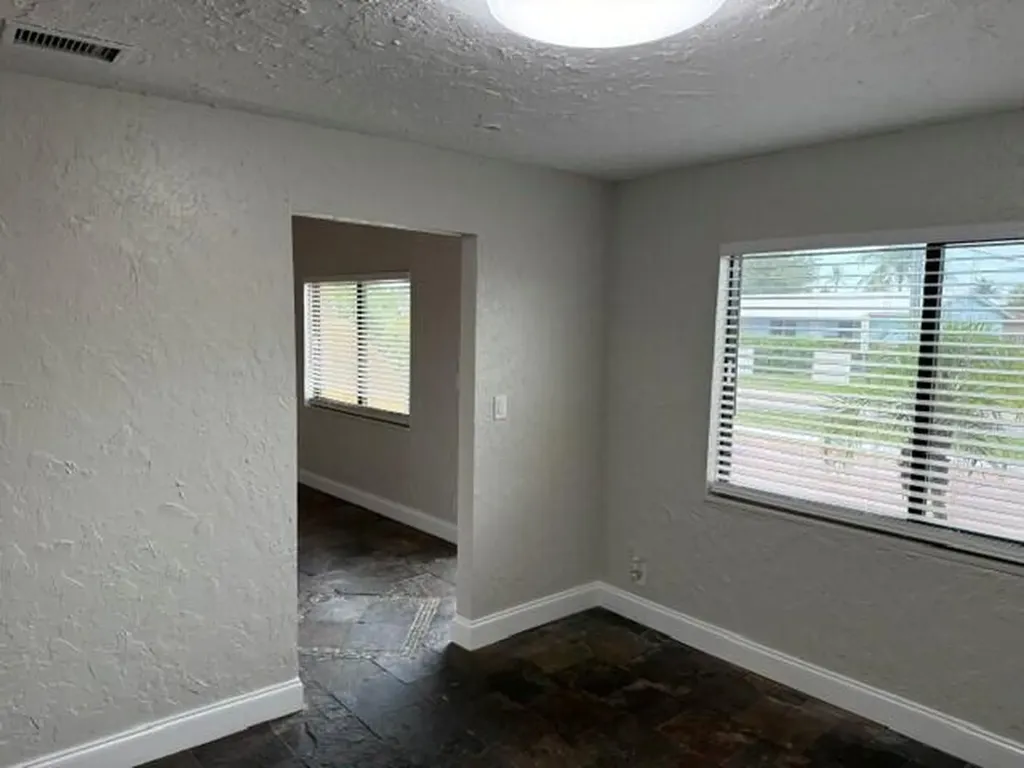 103 NE 28th Street Boca Raton FL 33431