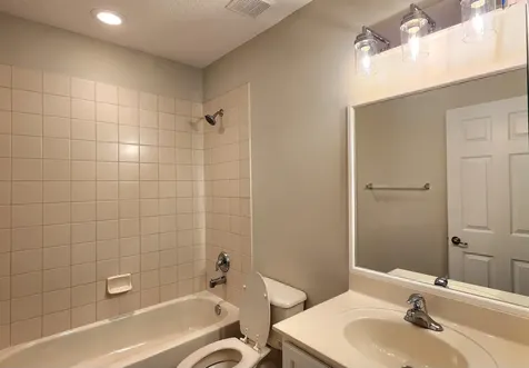 2124 Oakmont Drive Riviera Beach FL 33404