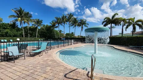 2124 Oakmont Drive Riviera Beach FL 33404