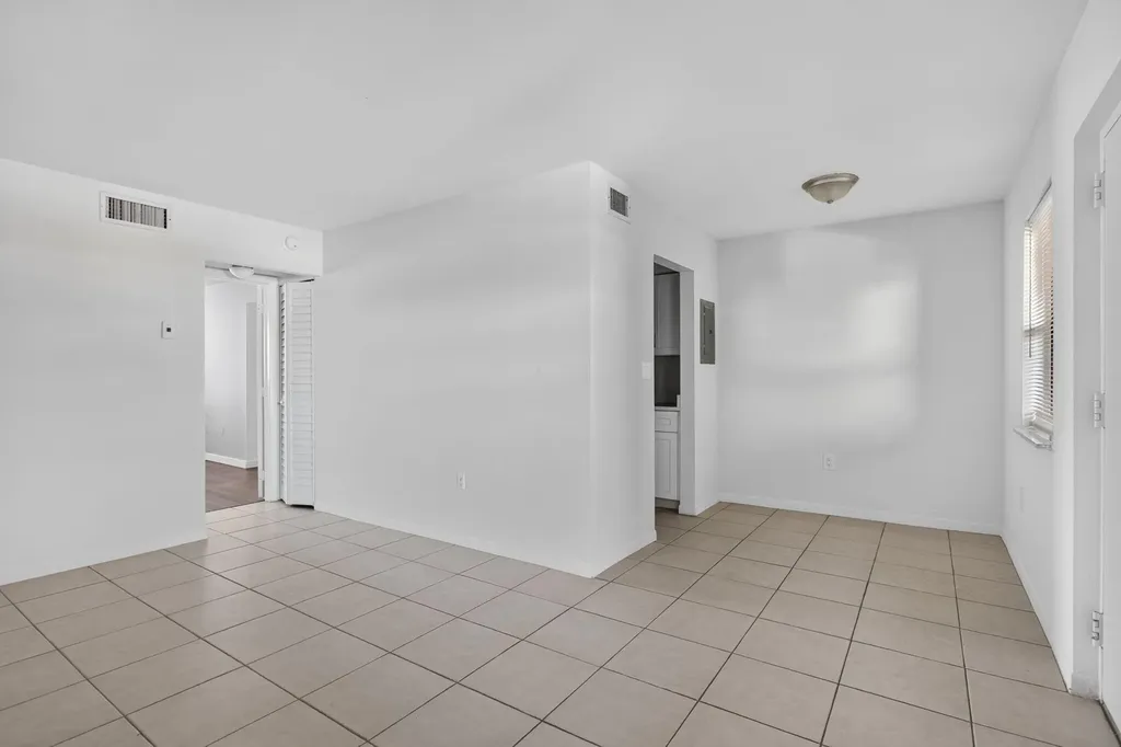 2141 NE 42nd Street Lighthouse Point FL 33064