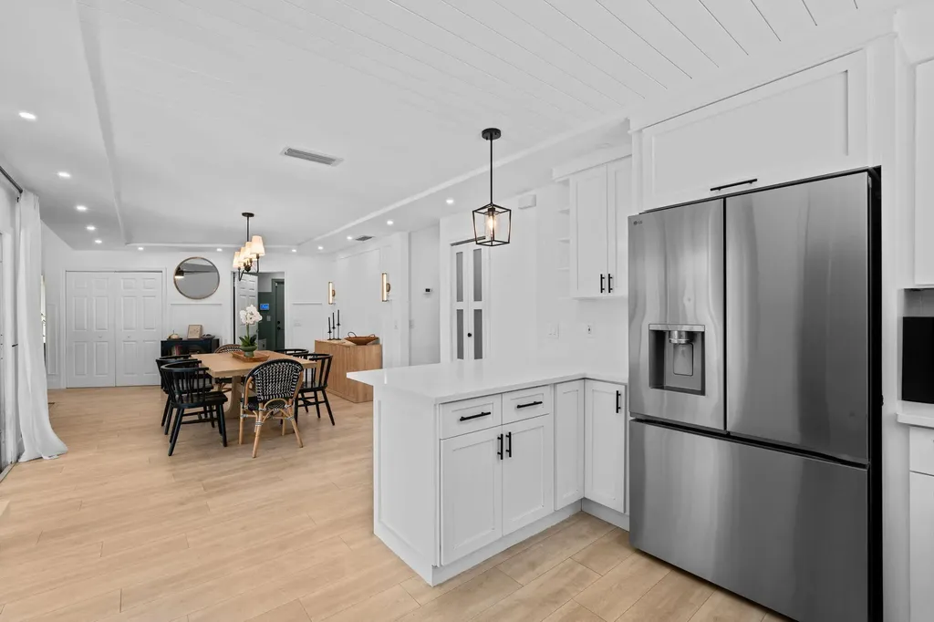 2 Graemoor Terrace Palm Beach Gardens FL 33418
