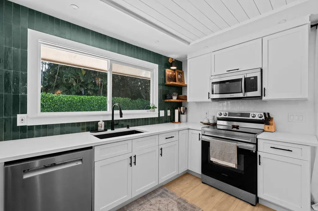 2 Graemoor Terrace Palm Beach Gardens FL 33418