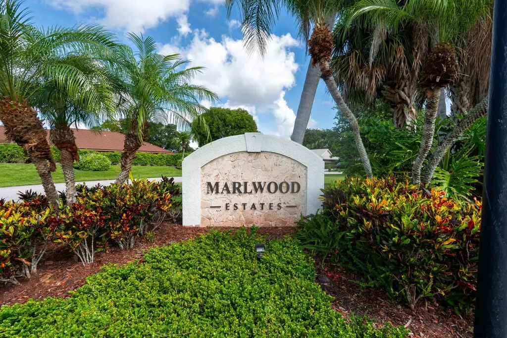 2 Graemoor Terrace Palm Beach Gardens FL 33418
