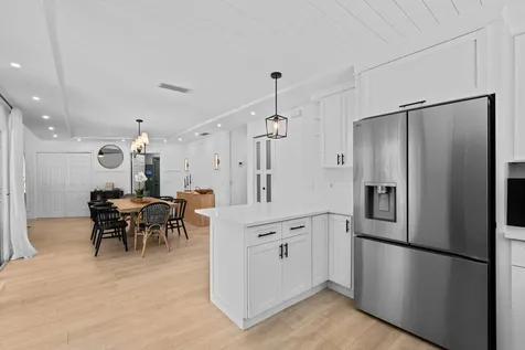 2 Graemoor Terrace Palm Beach Gardens FL 33418
