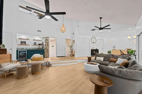 2 Graemoor Terrace Palm Beach Gardens FL 33418