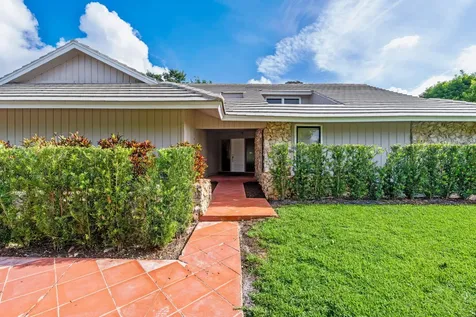 2 Graemoor Terrace Palm Beach Gardens FL 33418