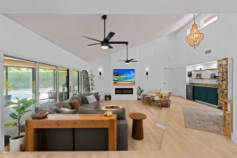 2 Graemoor Terrace Palm Beach Gardens FL 33418