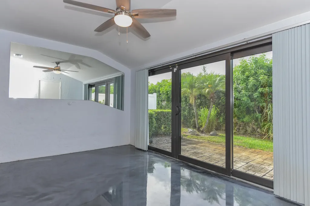 2641 W Gately Drive W West Palm Beach FL 33415