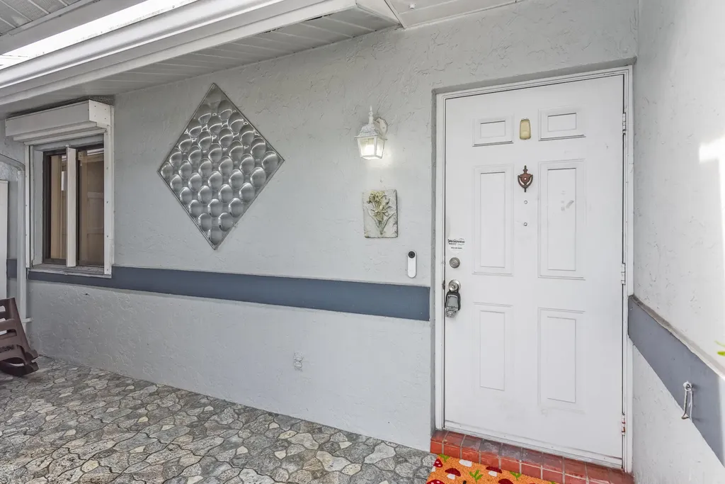 2641 W Gately Drive W West Palm Beach FL 33415