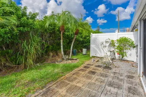2641 W Gately Drive W West Palm Beach FL 33415
