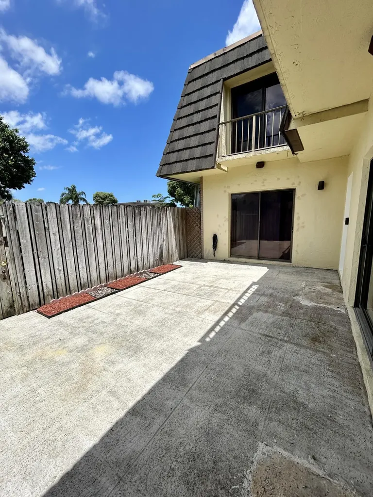 4606 Cherry Road West Palm Beach FL 33417