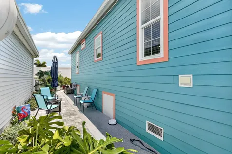 946 Nettles Boulevard Jensen Beach FL 34957