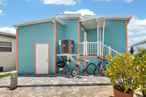 946 Nettles Boulevard Jensen Beach FL 34957