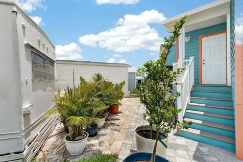 946 Nettles Boulevard Jensen Beach FL 34957