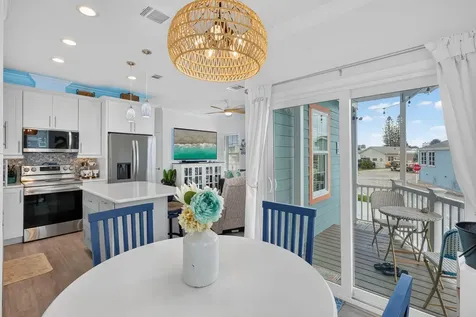 946 Nettles Boulevard Jensen Beach FL 34957