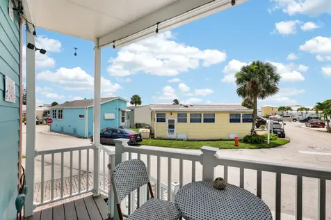 946 Nettles Boulevard Jensen Beach FL 34957