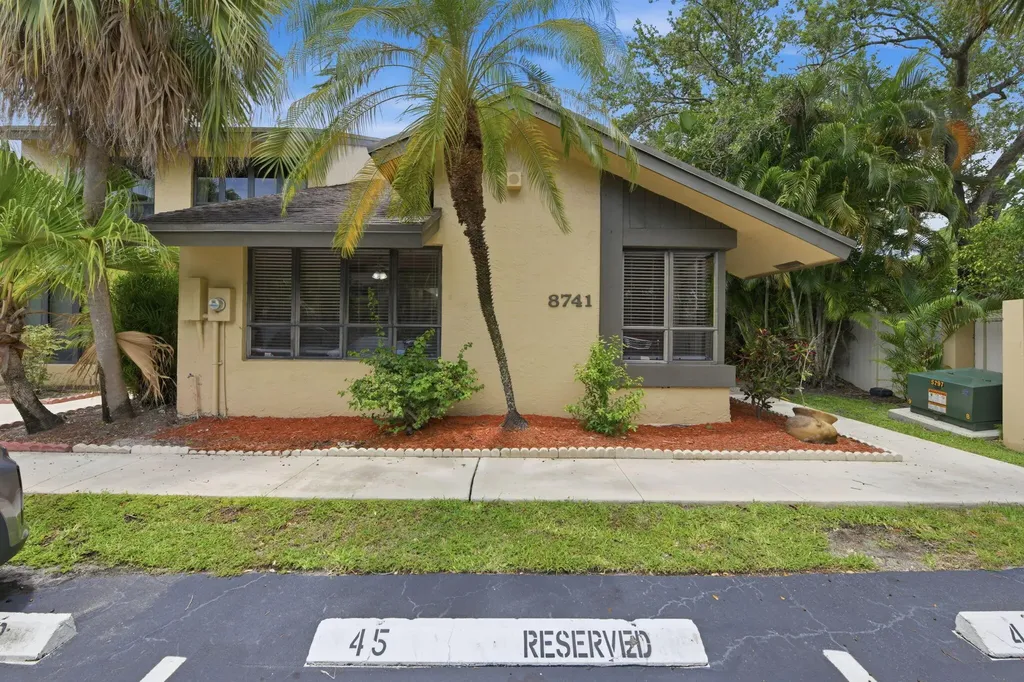 8741 Cleary Boulevard Plantation FL 33324