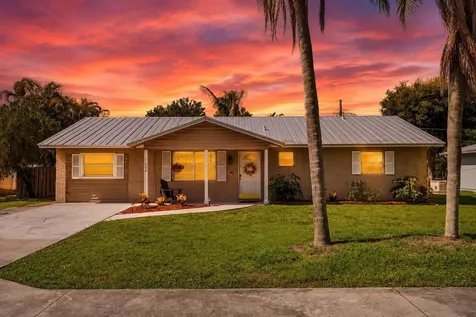1004 NW 16th Place Stuart FL 34994