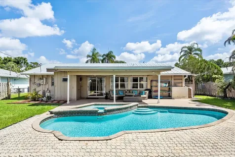 1004 NW 16th Place Stuart FL 34994