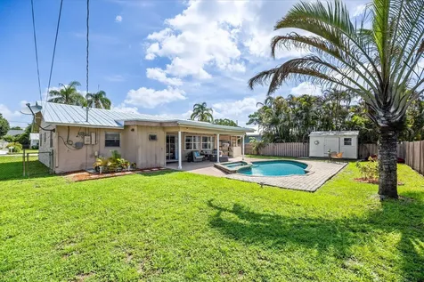 1004 NW 16th Place Stuart FL 34994
