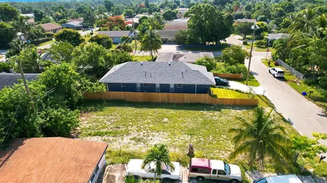 1141 Peak Road Lake Worth FL 33462