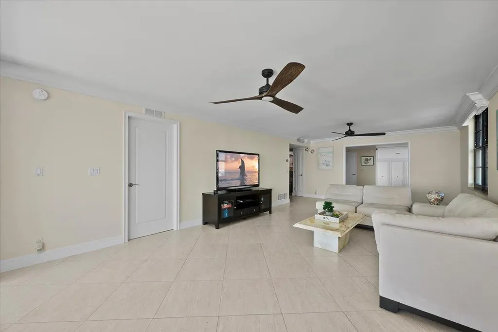 911 Ocean Drive North Palm Beach FL 33408