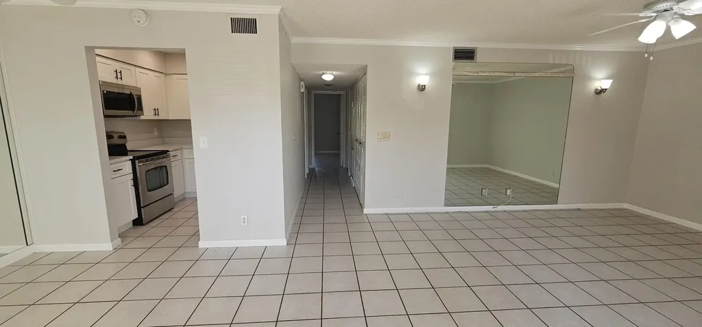 2245 SW 22nd Avenue Delray Beach FL 33445