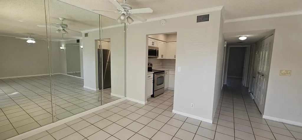 2245 SW 22nd Avenue Delray Beach FL 33445