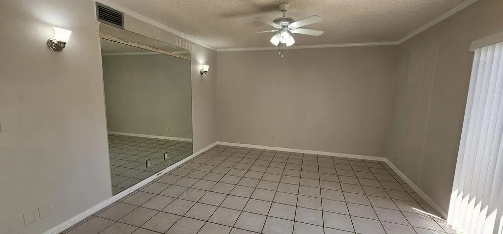 2245 SW 22nd Avenue Delray Beach FL 33445