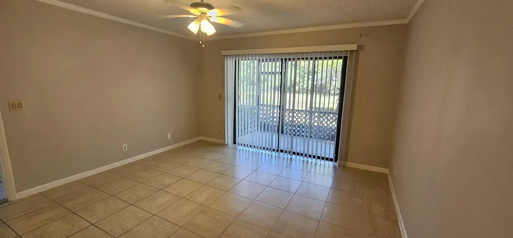 2245 SW 22nd Avenue Delray Beach FL 33445