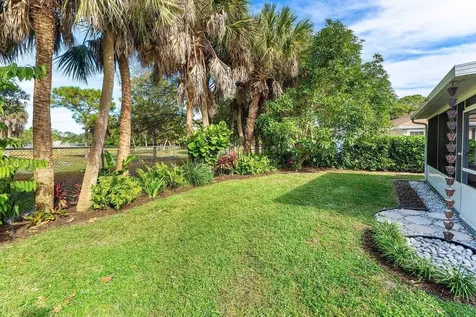 5418 Club Circle Haverhill FL 33415