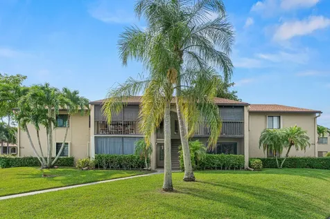 526 Shady Pine Way Greenacres FL 33415