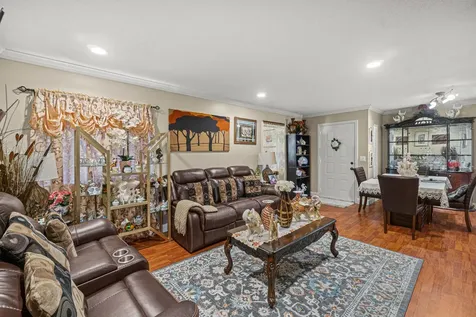 526 Shady Pine Way Greenacres FL 33415