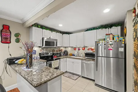 526 Shady Pine Way Greenacres FL 33415