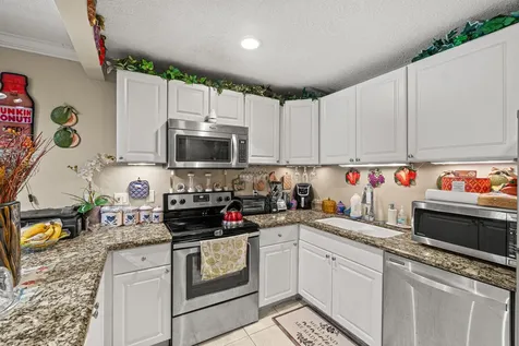 526 Shady Pine Way Greenacres FL 33415