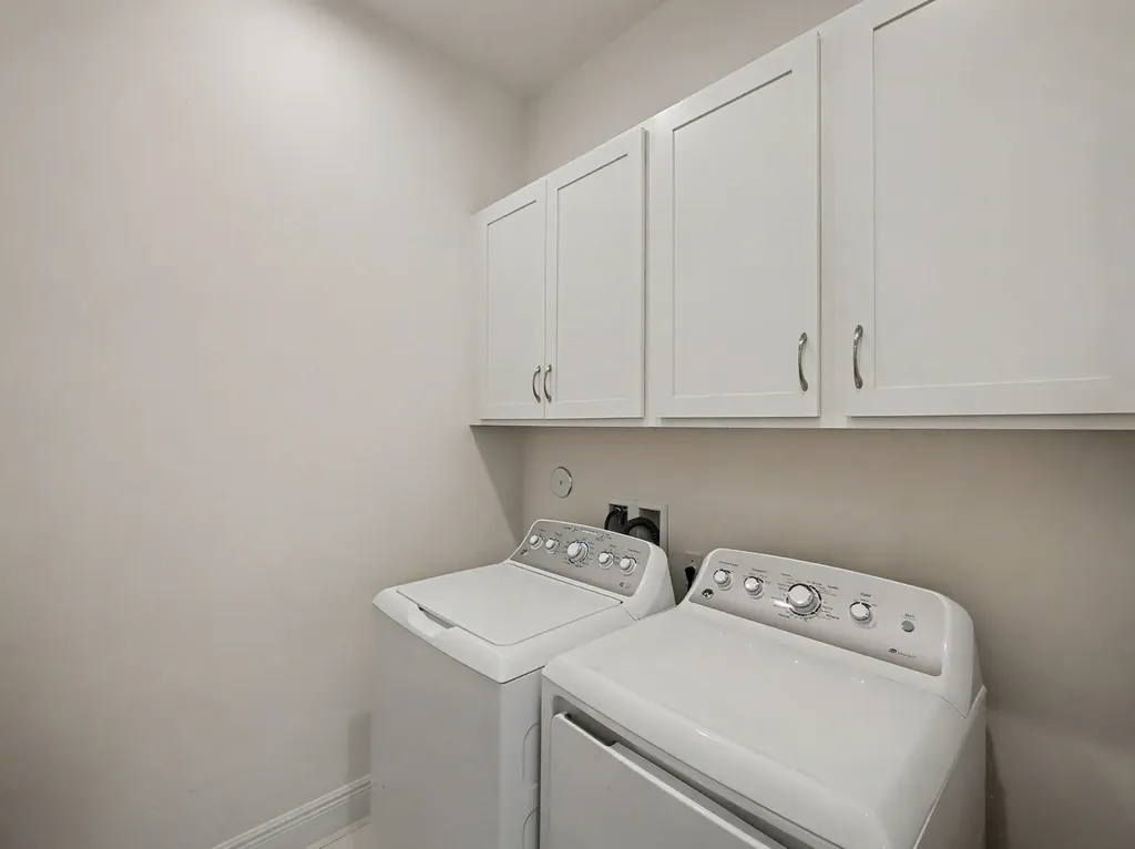 176 SE Via Sangro Port St Lucie FL 34952