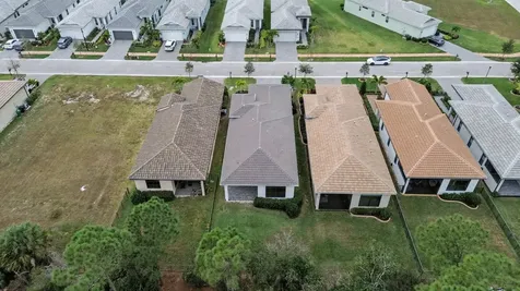 176 SE Via Sangro Port St Lucie FL 34952