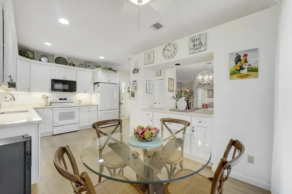 110 Legendary Circle Palm Beach Gardens FL 33418