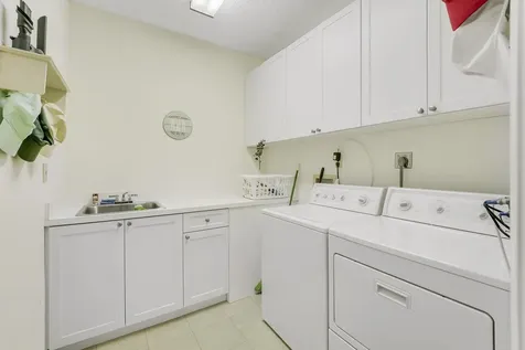 110 Legendary Circle Palm Beach Gardens FL 33418