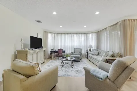 110 Legendary Circle Palm Beach Gardens FL 33418